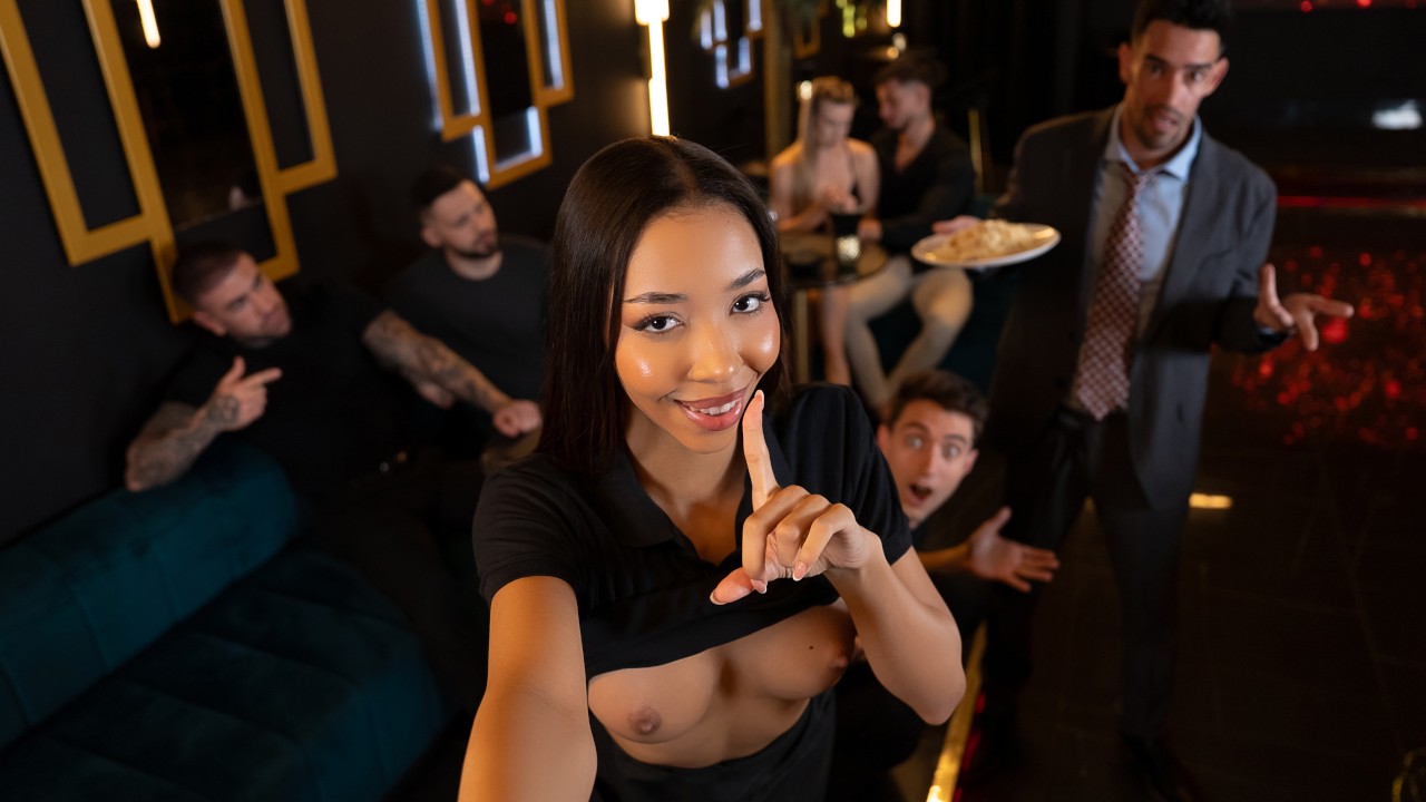 あなたが現在見ているのは Lia Lin – The Truth About Your Waiters